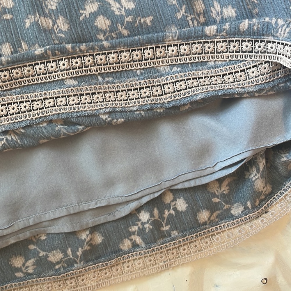 FREE! w/purchase Whitebloom & Cactus Boho Floral mini skirt | Blue & Pale Pink - Picture 3 of 6